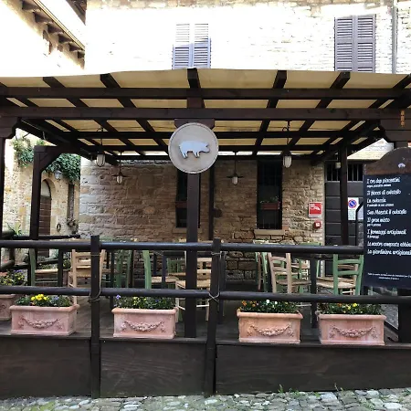 Dimora Del Podestà Couette-café CastellʼArquato