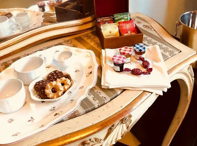 Dimora Del Podestà Alojamento de Acomodação e Pequeno-almoço CastellʼArquato