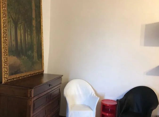 Dimora Del Podestà Alojamento de Acomodação e Pequeno-almoço CastellʼArquato