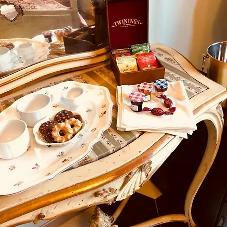 Dimora Del Podesta Bed and Breakfast CastellʼArquato