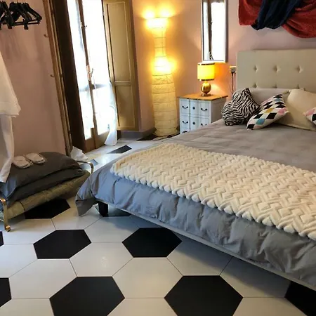 Dimora Del Podesta 4* Кастель-Аркуато