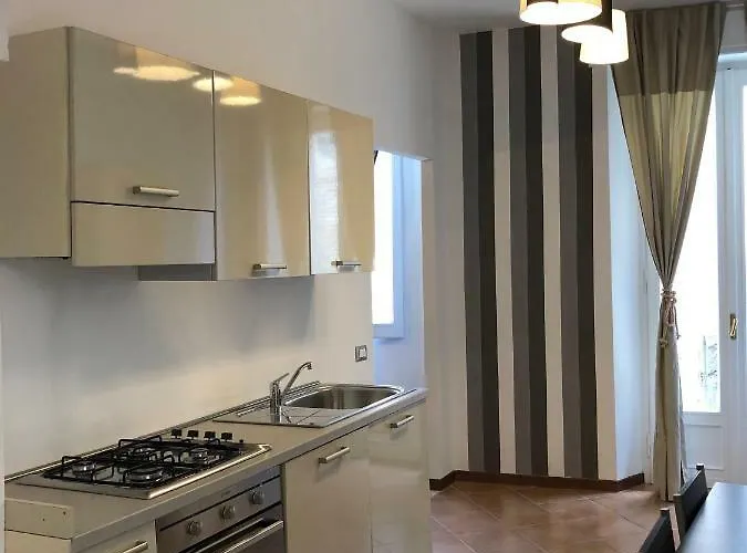 Dimora Del Podestà Alojamento de Acomodação e Pequeno-almoço CastellʼArquato