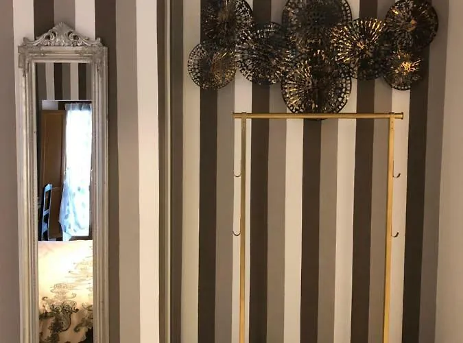 Dimora Del Podesta Bed and Breakfast 4*